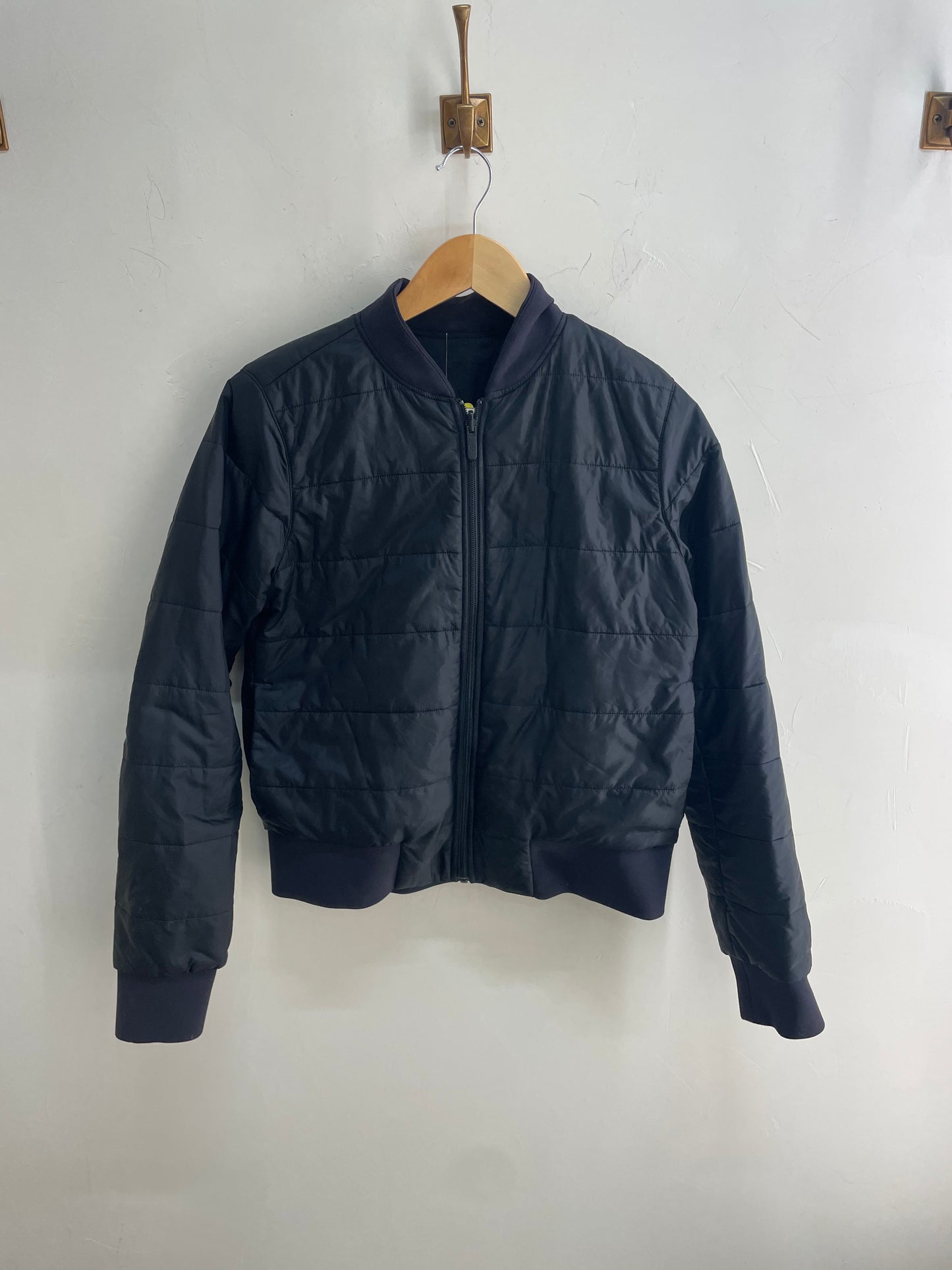 Lululemon jacket size M/L