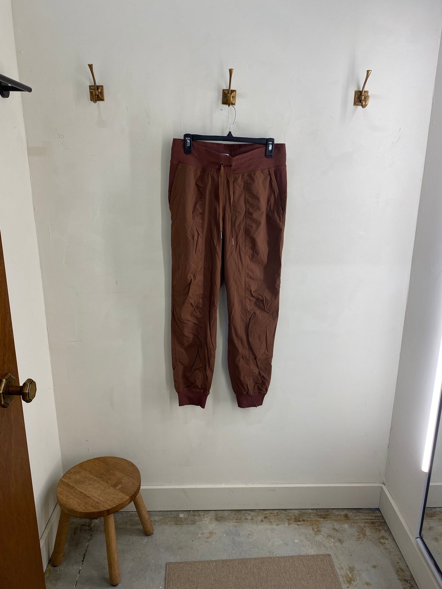 Lululemon unlined studio pants size 8