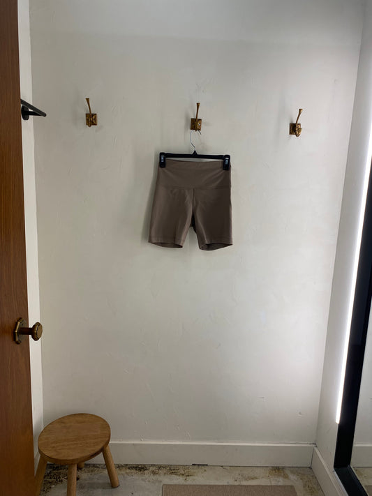 Lululemon biker shorts size 6