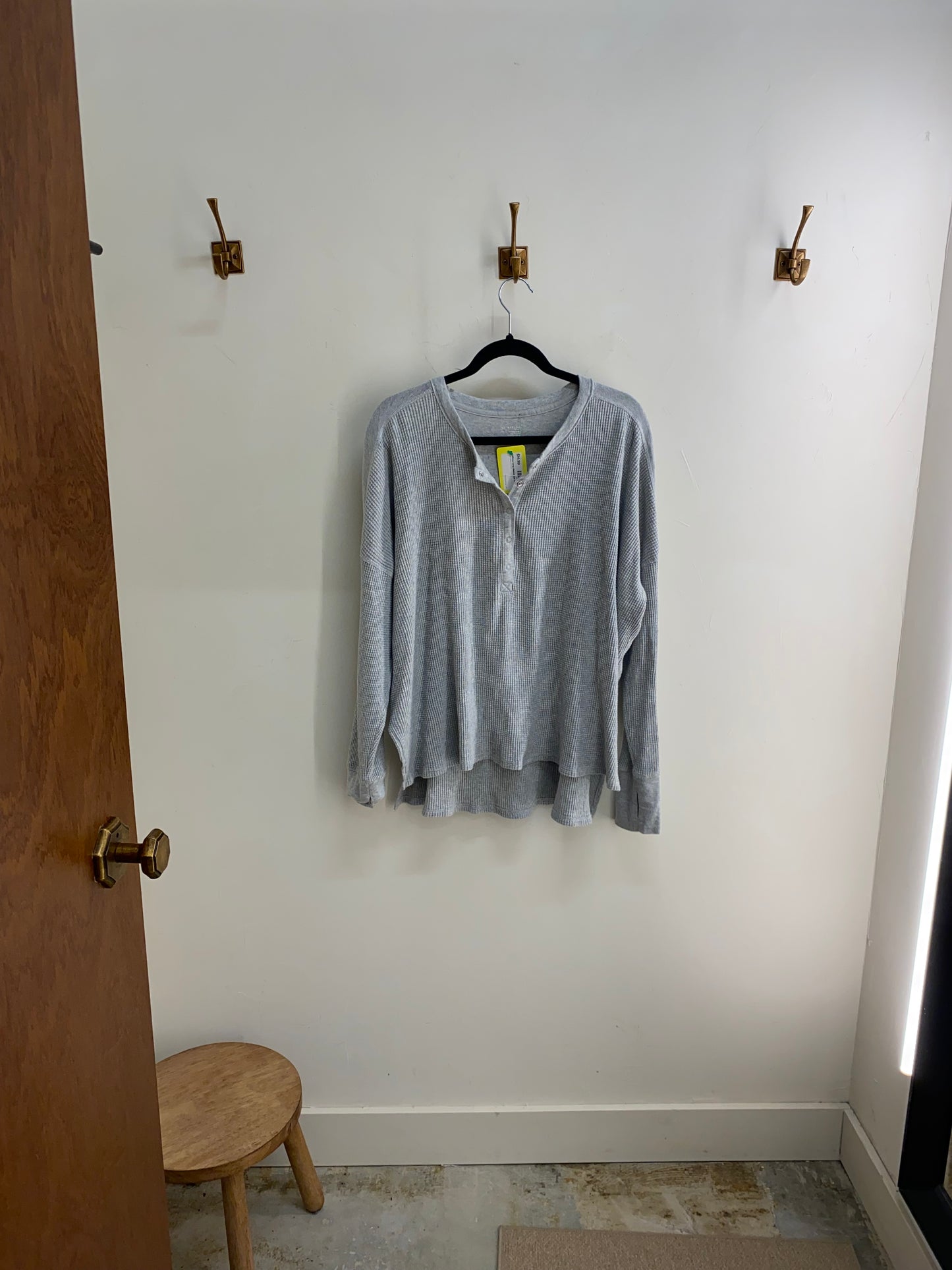 Offline long sleeve tee size L